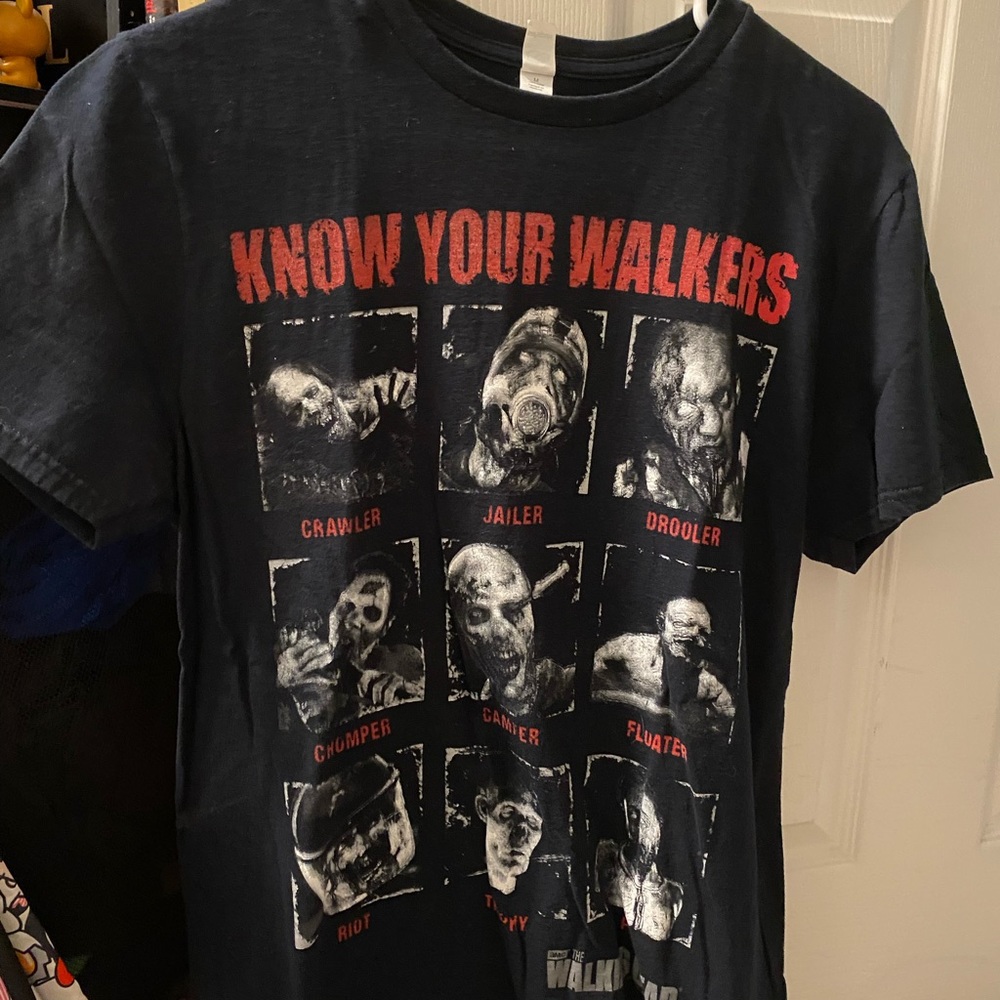 The walking dead medium unisex shirt